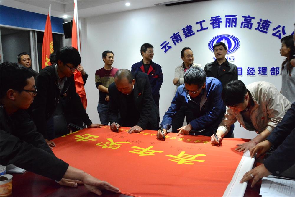香丽1修.jpg