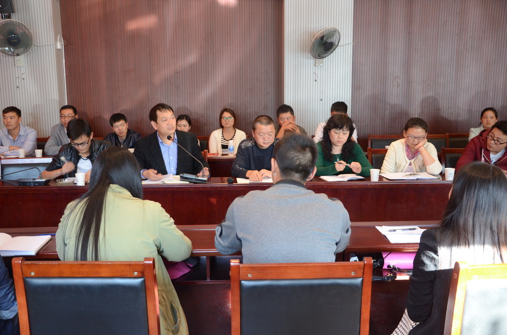 青年座谈会2修jpg.jpg